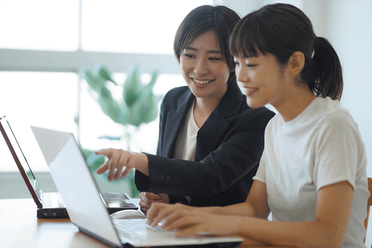 採用情報